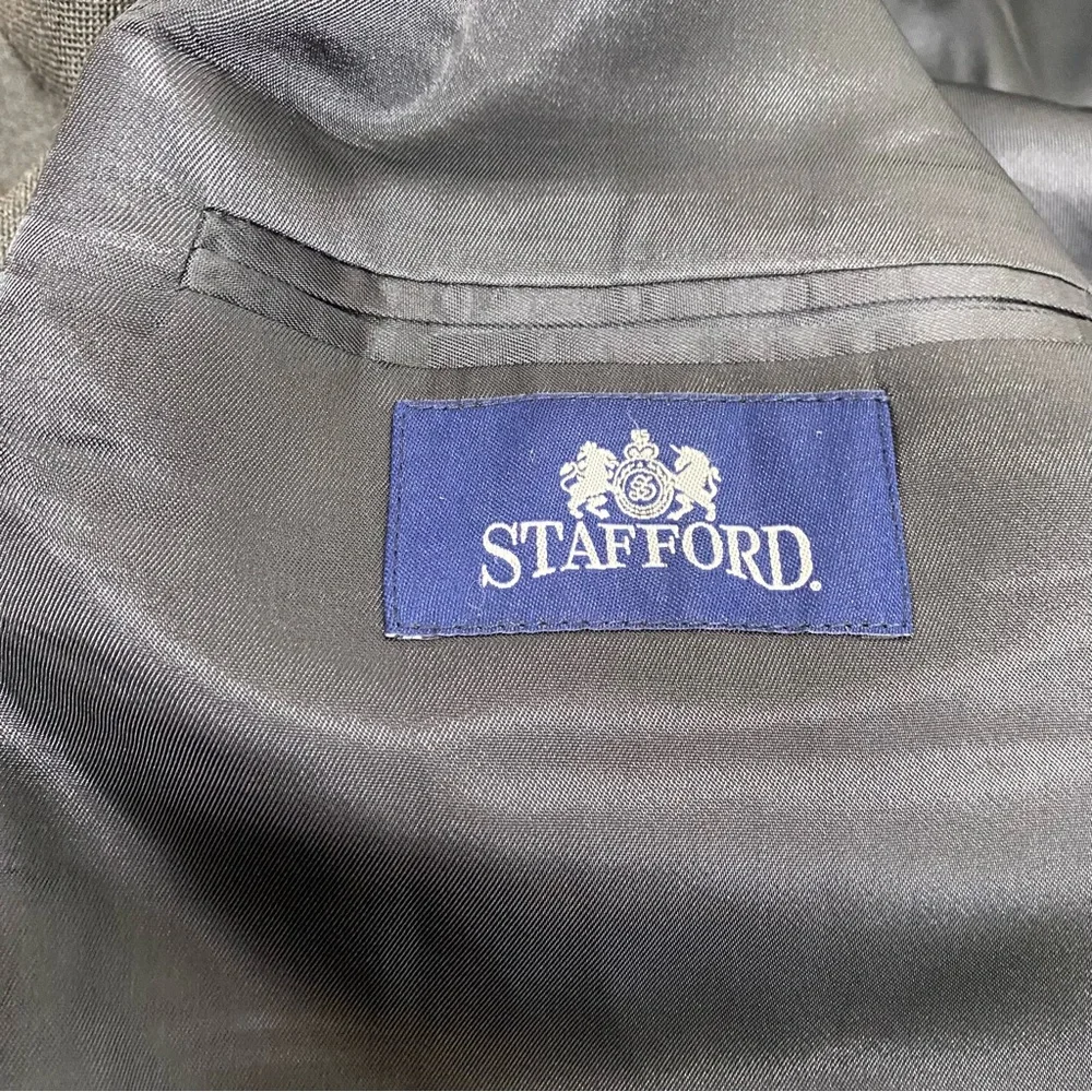 Stafford Men's Suit Jacket Size 46L Dark Charcoal Gray 55%Polyester 45% Wool